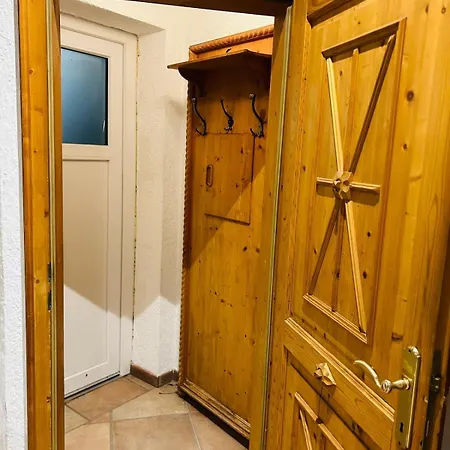 Honor - In One Neu Renoviert Λιντς