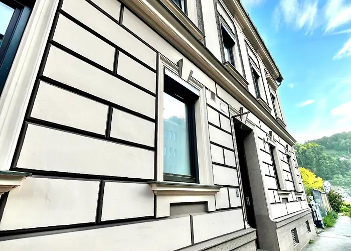 Honor - In One Neu Renoviert *